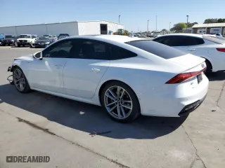 2020 Audi A7 Premium Plus with VIN WAUU2AF2XLN003678, listed as a Copart auction lot 67271893 with 33,856 mi miles. Bid and sale history available at carsss.com. Image 2.