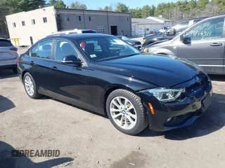 2018 BMW 3 Series 320i xDrive with VIN WBA8A3C53JA489544, listed as a IAAI auction lot 41948325 with 68,322 mi miles and . Bid and sale history available at DreamBid. Image 13.