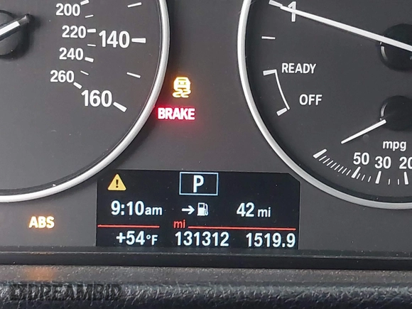 2014 BMW 3 Series 320i with VIN WBA3B1C59EK130839, listed as a IAAI auction lot 41225364 with 131,312 mi miles. Bid and sale history available at carsss.com. Image 15.