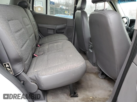 2002 Ford Explorer XLS with VIN 1FMZU72E02UC65652, listed as a Copart auction lot 52726555 with 271,357 mi miles and Salvage Title. Bid and sale history available at DreamBid. Image 11.