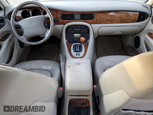 2002 Jaguar XJ 8 with VIN SAJDA14C82LF48116, listed as a Copart auction lot 86444224 with Not provided miles and Salvage title. Bid and sale history available at DreamBid. Image 8.