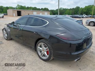 2013 Porsche Panamera 4S z VIN WP0AB2A71DL061108, wystawiony jako IAAI lot #42063281 z przebiegiem 90 100 mil mil oraz . Historia ofert i sprzedaży dostępna na DreamBid. Obrazek 3.