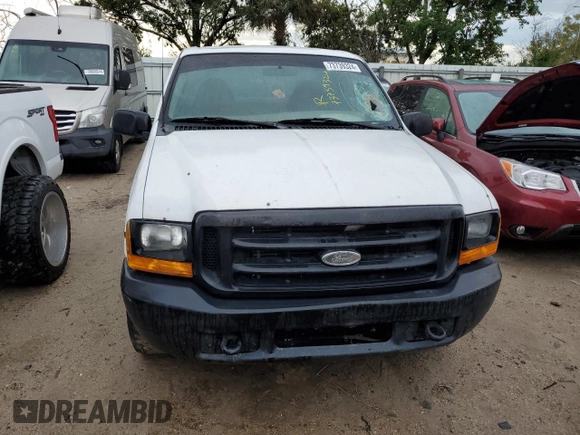 2000 Ford Super Duty F-250 XL with VIN 1FTNF20L8YEA71116, listed as a Copart auction lot 73739324 with 303,338 mi miles and Salvage Title. Bid and sale history available at carsss.com. Image 5.