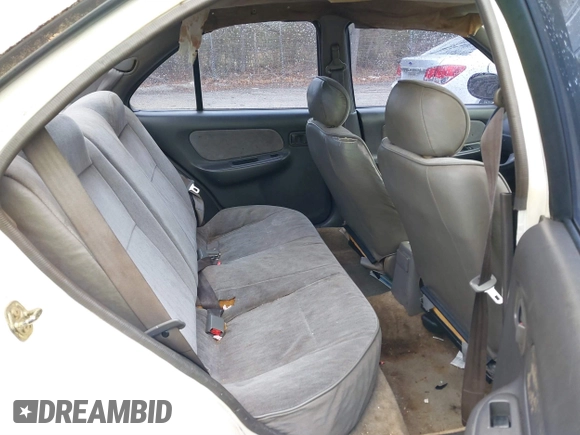 1996 Nissan Sentra XE z VIN 1N4AB41D0TC763104, wystawiony jako IAAI lot #41303640 z przebiegiem 307 682 mil mil oraz . Historia ofert i sprzedaży dostępna na DreamBid. Obrazek 8.
