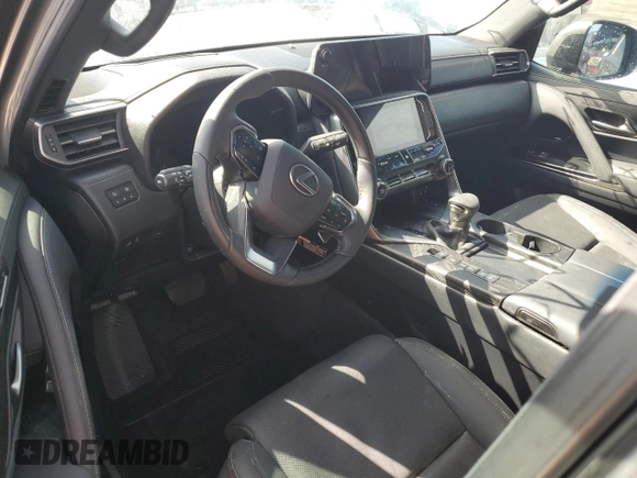 2023 Lexus LX 600 Luxury z VIN JTJGB7CX9P4029541, wystawiony jako Copart lot #73726264 z przebiegiem Nie podano mil oraz Nie do naprawy • Non repairable. Historia ofert i sprzedaży dostępna na DreamBid. Obrazek 8.