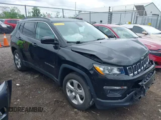 2017 Jeep Compass Latitude with VIN 3C4NJCBB3HT653021, listed as a IAAI auction lot 42263281 with 91,076 mi miles and . Bid and sale history available at DreamBid. Image 1.