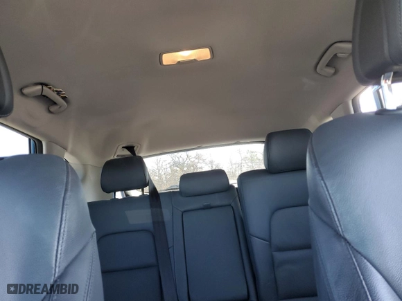 2017 Hyundai Tucson SE Plus with VIN KM8J33A49HU425070, listed as a Copart auction lot 49833975 with 117,827 mi miles and Salvage Title. Bid and sale history available at carsss.com. Image 10.