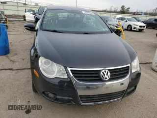2011 Volkswagen Eos Komfort with VIN WVWBW7AH2BV003962, listed as a Copart auction lot 43893545 with 148,349 mi miles and Salvage Title. Bid and sale history available at DreamBid. Image 5.