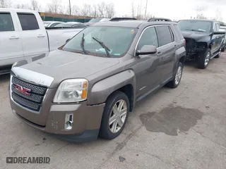 2011 GMC Terrain SLE-2 with VIN 2CTFLSE54B6310524, listed as a IAAI auction lot 41215197 with 209,043 mi miles. Bid and sale history available at carsss.com. Image 2.