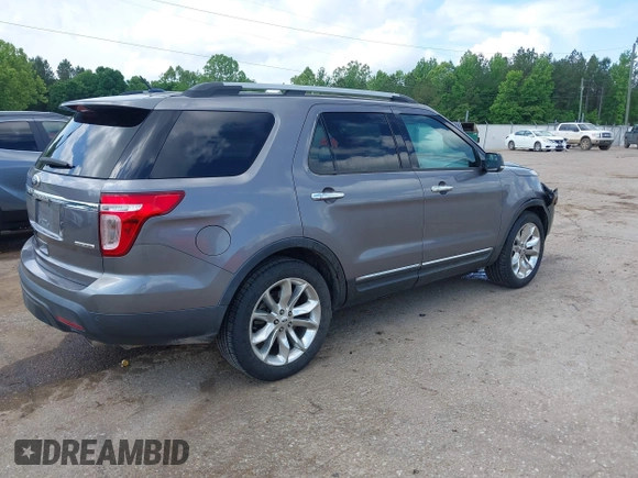 2014 Ford Explorer XLT z VIN 1FM5K7D86EGA01396, wystawiony jako IAAI lot #42123769 z przebiegiem 159 559 mil mil oraz . Historia ofert i sprzedaży dostępna na DreamBid. Obrazek 4.