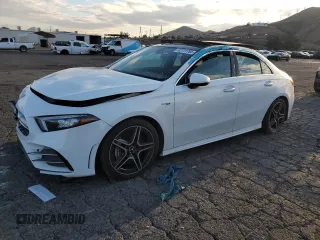 2021 Mercedes-Benz A 35 AMG z VIN W1K3G5BB2MJ313383, wystawiony jako Copart lot #42711765 z przebiegiem 16 862 mil mil oraz Czysty tytuł • Clean title. Historia ofert i sprzedaży dostępna na DreamBid. Obrazek 1.