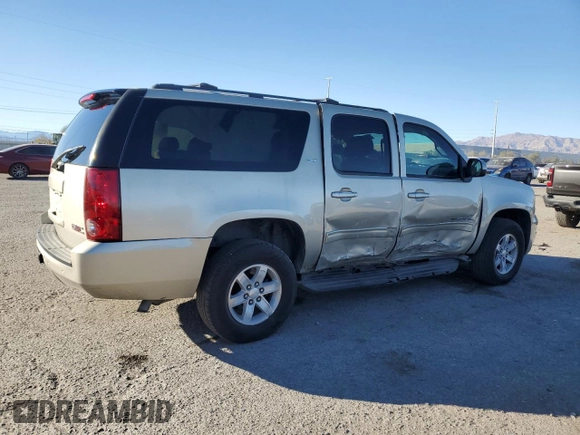 2013 GMC Yukon XL SLT with VIN 1GKS1KE07DR261108, listed as a Copart auction lot 89375335 with 107,940 mi miles and Salvage Title. Bid and sale history available at DreamBid. Image 3.
