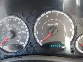 2006 Jeep Liberty Sport z VIN 1J4GK48K66W122836, wystawiony jako IAAI lot #42141978 z przebiegiem 188 952 mil mil oraz . Historia ofert i sprzedaży dostępna na DreamBid. Obrazek 7.