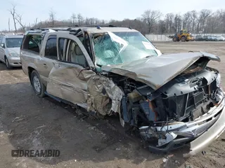 2005 Chevrolet Suburban LT with VIN 3GNFK16Z95G159688, listed as a IAAI auction lot 41492030 with 233,009 mi miles and . Bid and sale history available at DreamBid. Image 6.