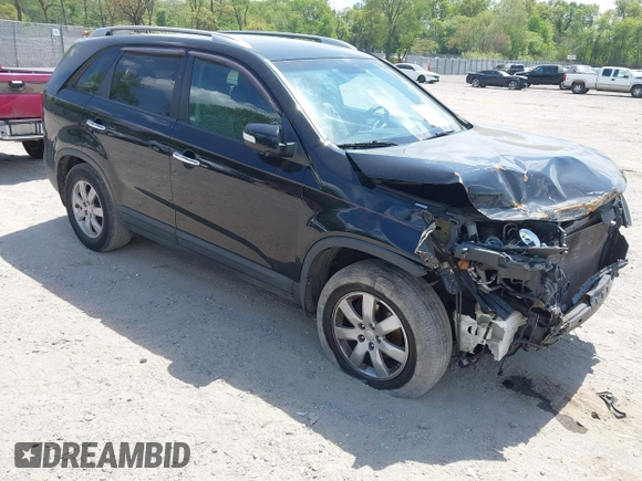 2011 Kia Sorento LX with VIN 5XYKT3A13BG162338, listed as a IAAI auction lot 42180644 with 118,482 mi miles and . Bid and sale history available at carsss.com. Image 1.