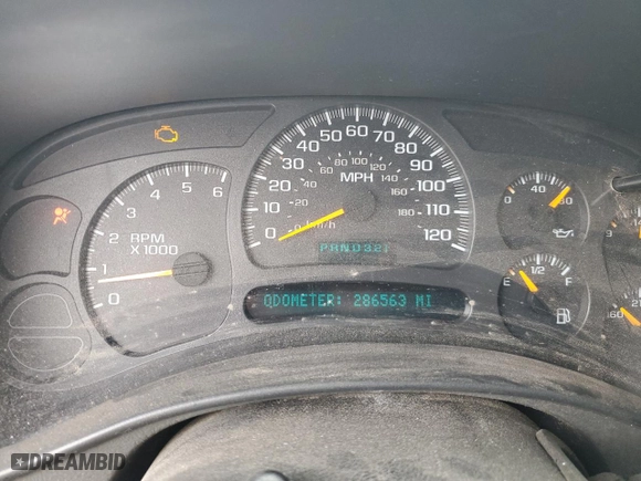 2003 Chevrolet Avalanche with VIN 3GNEK13T93G158758, listed as a Copart auction lot 47086755 with 286,563 mi miles and Salvage Title. Bid and sale history available at carsss.com. Image 9.