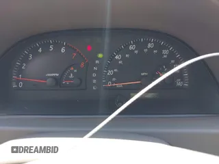 2002 Toyota Camry LE z VIN 4T1BE32K02U630523, wystawiony jako IAAI lot #42330724 z przebiegiem 138 459 mil mil oraz . Historia ofert i sprzedaży dostępna na DreamBid. Obrazek 7.