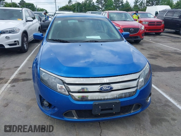 2011 Ford Fusion SPORT with VIN 3FAHP0KC2BR241508, listed as a IAAI auction lot 42135303 with 206,314 mi miles. Bid and sale history available at carsss.com. Image 6.