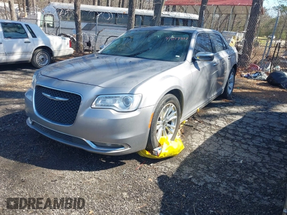 2016 Chrysler 300 with VIN 2C3CCAEG6GH190350, listed as a IAAI auction lot 41649337 with 204,384 mi miles. Bid and sale history available at carsss.com. Image 17.