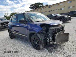 2015 FIAT 500L Urbana Trekking with VIN ZFBCFADH5FZ032080, listed as a Copart auction lot 88035415 with 88,082 mi miles and Salvage Title. Bid and sale history available at carsss.com. Image 4.