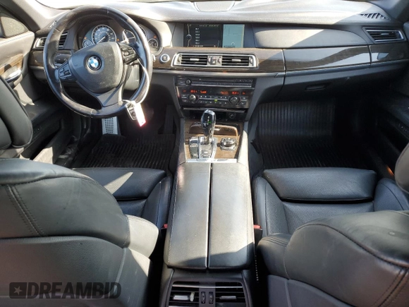 2012 BMW 7 Series 750Li z VIN WBAKB8C53CC852495, wystawiony jako Copart lot #50811745 z przebiegiem 155 512 mil mil oraz Szkoda całkowita • Salvage title. Historia ofert i sprzedaży dostępna na DreamBid. Obrazek 8.