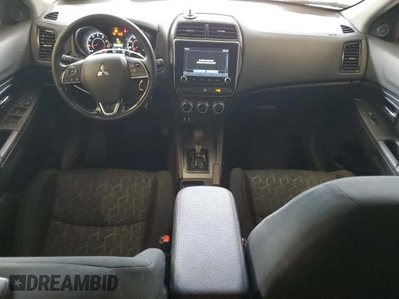 2024 Mitsubishi Outlander S z VIN JA4ARUAU3RU011318, wystawiony jako Copart lot #57679855 z przebiegiem 25 882 mil mil oraz Szkoda całkowita • Salvage title. Historia ofert i sprzedaży dostępna na DreamBid. Obrazek 8.