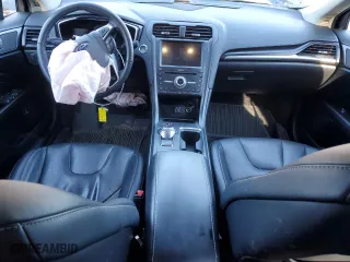 2020 Ford Fusion Plug-In Hybrid Titanium with VIN 3FA6P0SU9LR249090, listed as a Copart auction lot 79015814 with 31,093 mi miles and Salvage Title. Bid and sale history available at carsss.com. Image 8.
