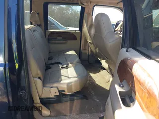 2004 Ford F-350 XL z VIN 1FTSW31P44EC96363, wystawiony jako IAAI lot #41632997 z przebiegiem 208 382 mil mil oraz . Historia ofert i sprzedaży dostępna na DreamBid. Obrazek 8.