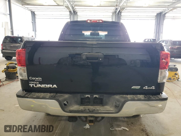 2013 Toyota Tundra z VIN 5TFDW5F13DX281916, wystawiony jako Copart lot #55177945 z przebiegiem 119 446 mil mil oraz Szkoda całkowita • Salvage title. Historia ofert i sprzedaży dostępna na DreamBid. Obrazek 6.