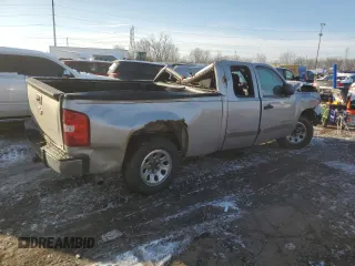 2007 Chevrolet Silverado 1500 LT w/1LT with VIN 2GCEC19C371731018, listed as a Copart auction lot 44953335 with 0 mi miles and Salvage Title. Bid and sale history available at carsss.com. Image 3.