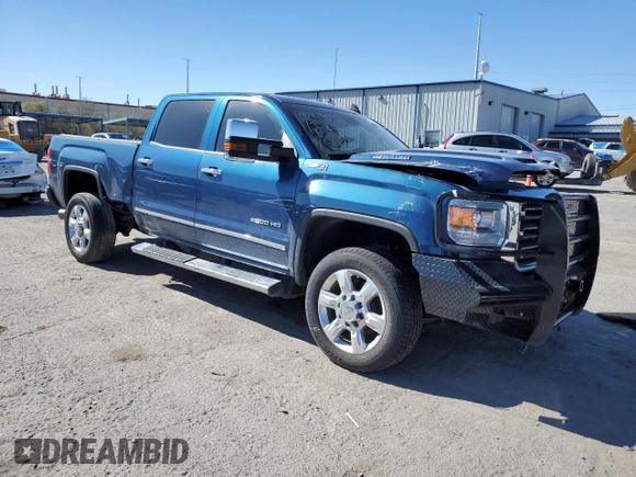 2018 GMC Sierra 2500HD SLT with VIN 1GT12TEY5JF162297, listed as a Copart auction lot 66719284 with 187,899 mi miles and Salvage Title. Bid and sale history available at carsss.com. Image 4.