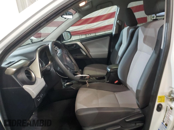 2015 Toyota RAV4 LE with VIN 2T3BFREVXFW272382, listed as a Copart auction lot 52381345 with 118,451 mi miles and Salvage Title. Bid and sale history available at DreamBid. Image 7.