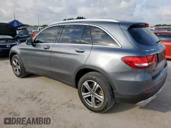 2019 Mercedes-Benz GLC 300 with VIN WDC0G4JB6KV133655, listed as a Copart auction lot 60058135 with 126,503 mi miles and Clean title. Bid and sale history available at DreamBid. Image 2.