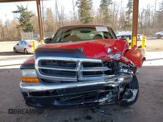 2001 Dodge Dakota Sport with VIN 1B7GL2AN81S106374, listed as a IAAI auction lot 41435940 with 183,540 mi miles. Bid and sale history available at carsss.com. Image 12.