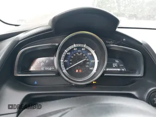 2016 Scion iA z VIN 3MYDLBZV5GY144289, wystawiony jako IAAI lot #42247688 z przebiegiem 107 958 mil mil oraz . Historia ofert i sprzedaży dostępna na DreamBid. Obrazek 7.