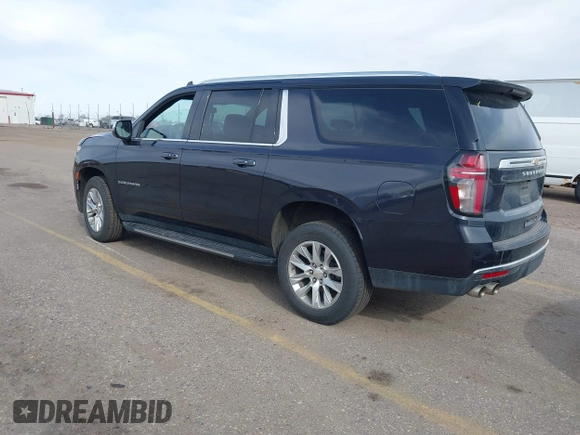 2022 Chevrolet Suburban Premier with VIN 1GNSKFKD5NR293216, listed as a IAAI auction lot 41778432 with 76,471 mi miles. Bid and sale history available at carsss.com. Image 3.