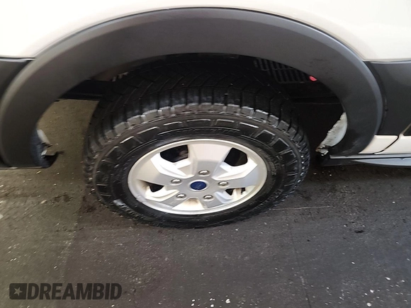 2019 Ford Transit с VIN 1FTYR1YG5KKB43503, выставлен на аукционе IAAI как лот 42516877 с пробегом 136 230 миль миль и . История ставок и продаж доступна на DreamBid. Изображение 14.