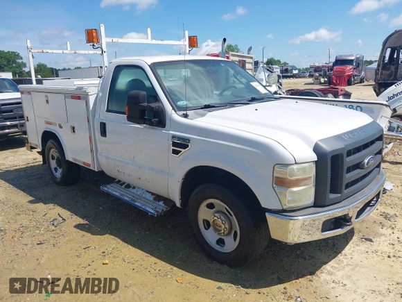 2008 Ford F-350 with VIN 1FDSF30568EB85539, listed as a IAAI auction lot 42207045 with 307,671 mi miles and . Bid and sale history available at DreamBid. Image 1.