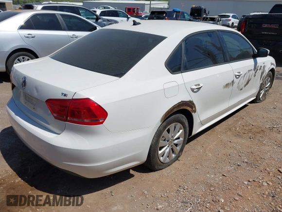 2015 Volkswagen Passat Wolfsburg Edition with VIN 1VWAT7A33FC047606, listed as a IAAI auction lot 42034665 with 165,233 mi miles and . Bid and sale history available at DreamBid. Image 4.