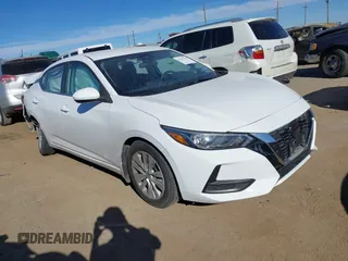 2022 Nissan Sentra S with VIN 3N1AB8BV6NY215551, listed as a IAAI auction lot 41337764 with 50,949 mi miles. Bid and sale history available at carsss.com. Image 1.