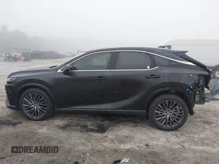 2023 Lexus RX 350 z VIN 2T2BAMCA4PC037694, wystawiony jako IAAI lot #41792327 z przebiegiem 17 862 mil mil oraz . Historia ofert i sprzedaży dostępna na DreamBid. Obrazek 15.