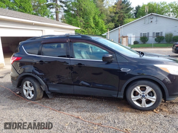 2013 Ford Escape SE с VIN 1FMCU0GX5DUC84594, выставлен на аукционе IAAI как лот 42218059 с пробегом 97 670 миль миль и . История ставок и продаж доступна на DreamBid. Изображение 13.