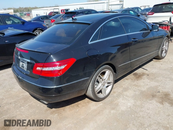 2013 Mercedes-Benz E 350 with VIN WDDKJ5KB3DF207881, listed as a IAAI auction lot 41955127 with 83,786 mi miles and . Bid and sale history available at DreamBid. Image 4.