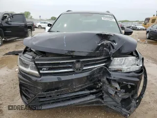2021 Volkswagen Tiguan SE with VIN 3VV3B7AX2MM129003, listed as a Copart auction lot 54233985 with 78,937 mi miles and Salvage title. Bid and sale history available at DreamBid. Image 5.
