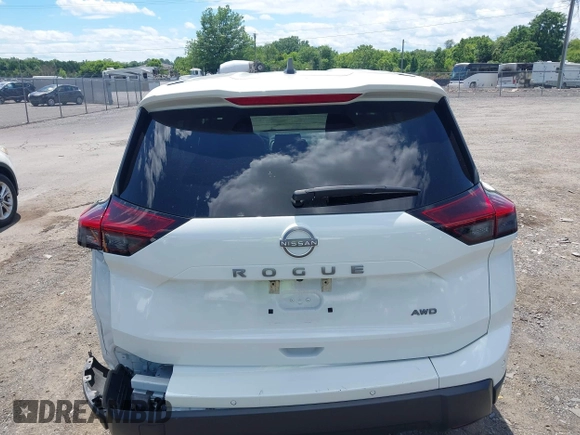 2024 Nissan Rogue S z VIN 5N1BT3AB7RC670251, wystawiony jako IAAI lot #42537291 z przebiegiem 37 019 mil mil oraz . Historia ofert i sprzedaży dostępna na DreamBid. Obrazek 16.