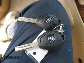 2008 BMW Z4 3.0i z VIN 4USBU33598LW75887, wystawiony jako IAAI lot #42168048 z przebiegiem 78 172 mil mil oraz . Historia ofert i sprzedaży dostępna na DreamBid. Obrazek 11.
