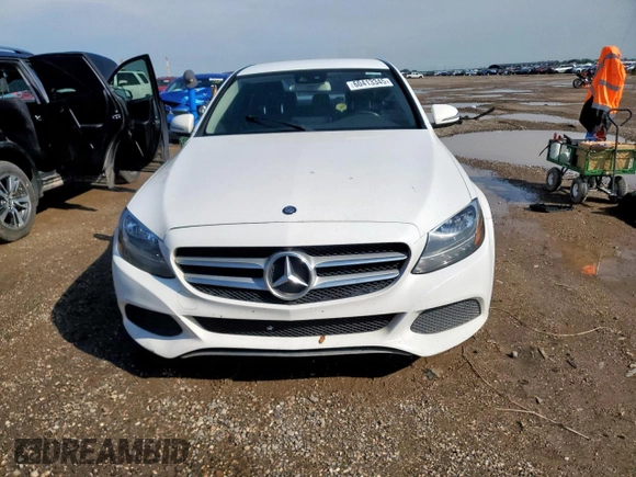 2016 Mercedes-Benz C 300 с VIN 55SWF4JB5GU172163, выставлен на аукционе Copart как лот 60413345 с пробегом 241 735 миль миль и Чистый • Clean title. История ставок и продаж доступна на DreamBid. Изображение 5.