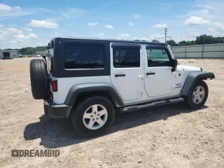2016 Jeep Wrangler Unlimited Sport with VIN 1C4HJWDG1GL213347, listed as a Copart auction lot 62525385 with 84,852 mi miles and Clean title. Bid and sale history available at DreamBid. Image 3.
