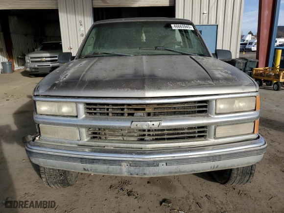 2000 Chevrolet C/K 2500 with VIN 1GCGK24R5YR107646, listed as a Copart auction lot 46665945 with NaN miles and Clean Title. Bid and sale history available at carsss.com. Image 5.