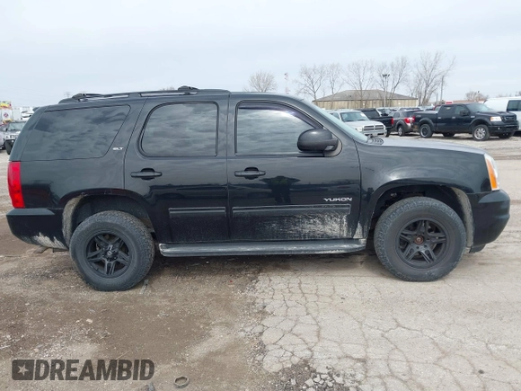 2013 GMC Yukon SLT with VIN 1GKS2CE01DR135135, listed as a IAAI auction lot 41828474 with 180,347 mi miles. Bid and sale history available at carsss.com. Image 13.